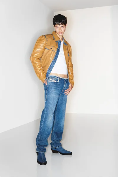 Look 18